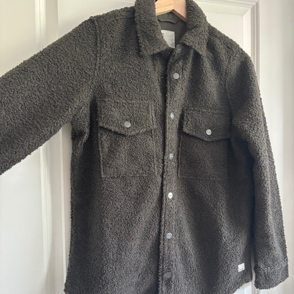 Vuori Women's Sycamore Shirt Jacket Color: DARK COCOA Size XXS - Picture 6 of 14